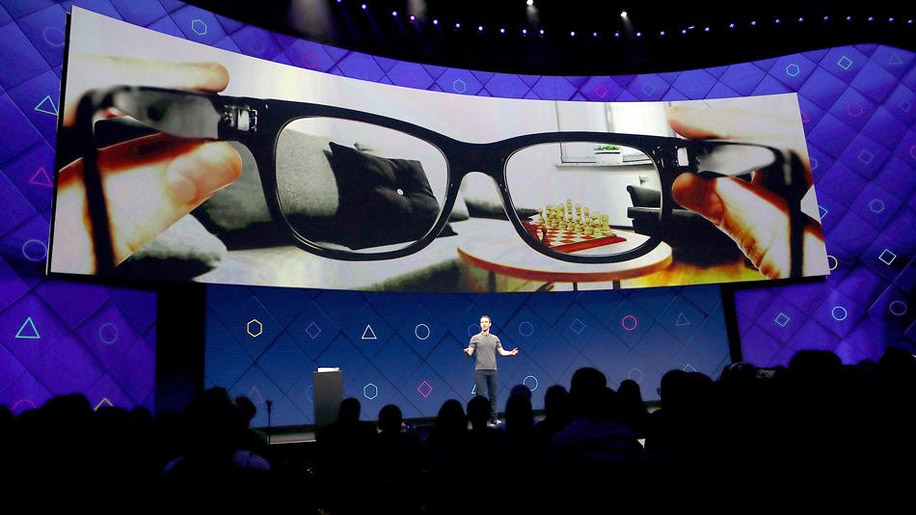 Facebook и Ray-Ban работают над очками дополненной реальности Facebook и Ray-Ban работают над очками дополненной реальности
